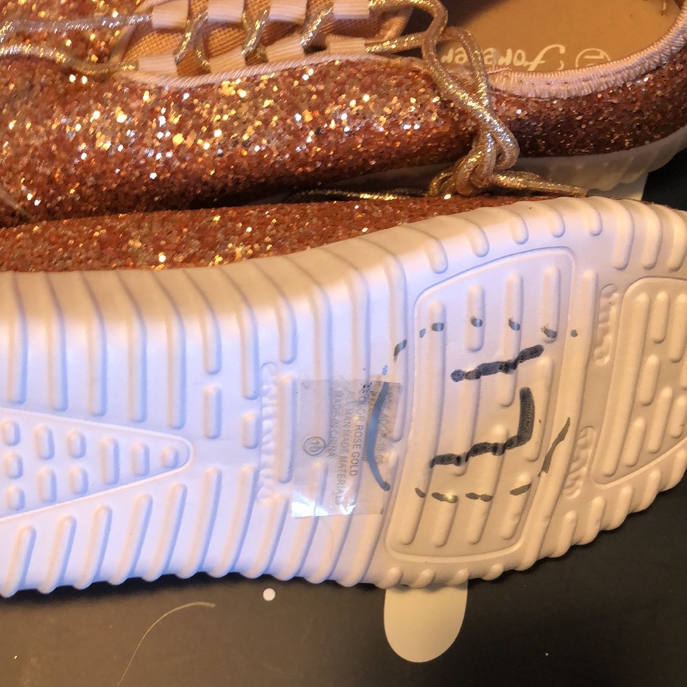 Glitter sneakers - Picture 3 of 3